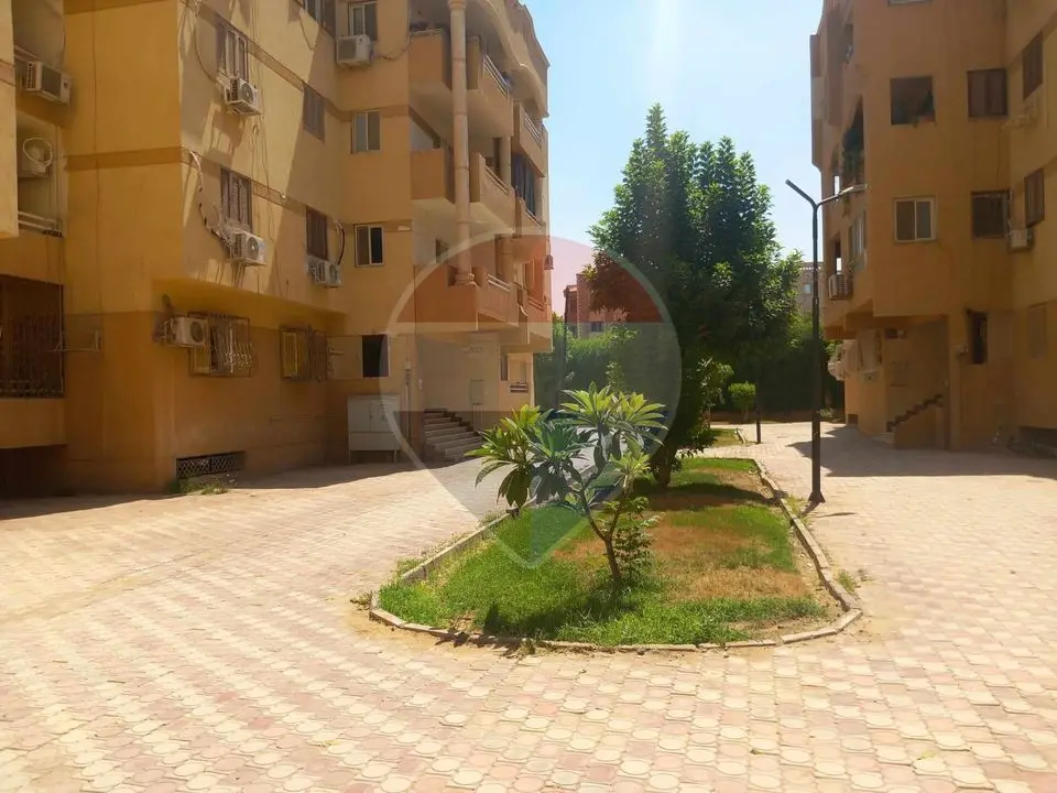 Roof 5th floor in sun city compound, new cairo.