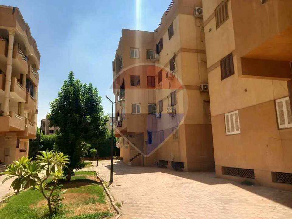 Roof 5th floor in sun city compound, new cairo.