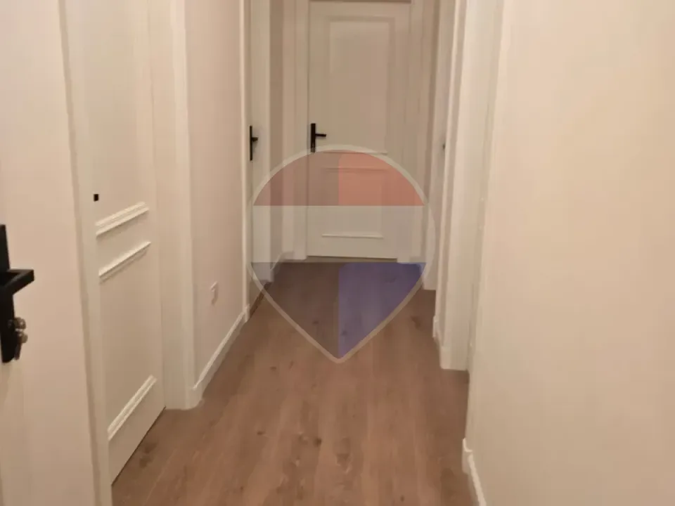 First use apartment 208m -Kitchen and acs- Green 5