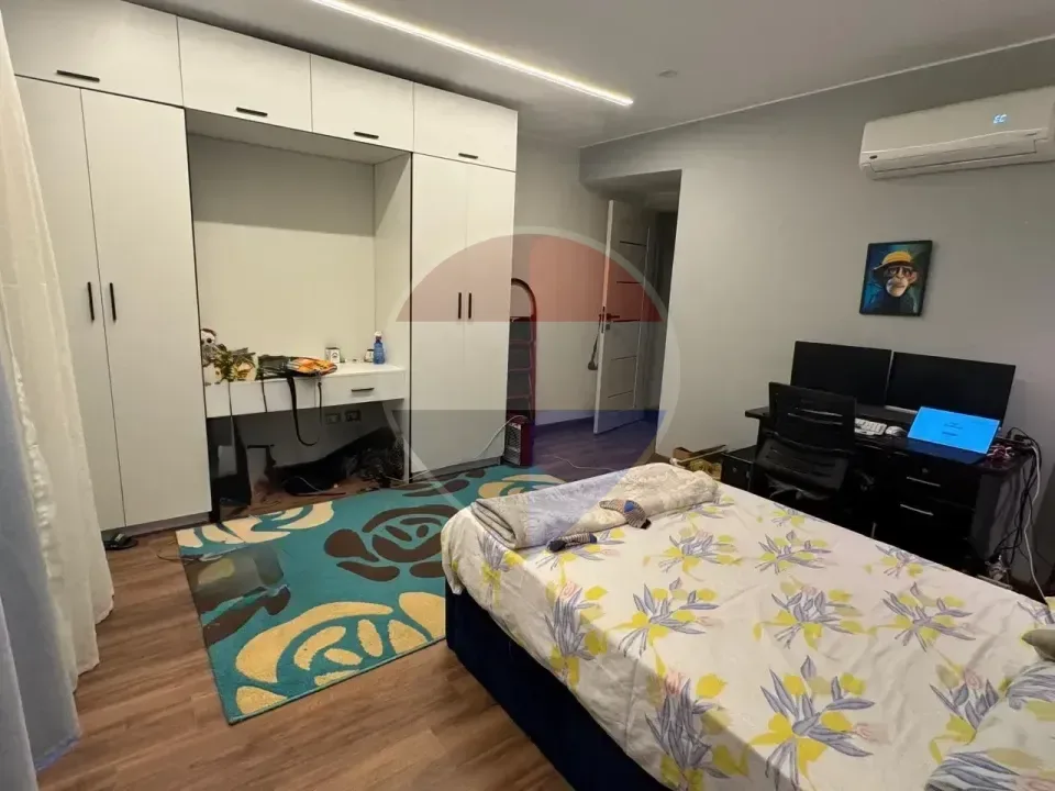 Luxury Fully Furnished I Villa Garden for Rent