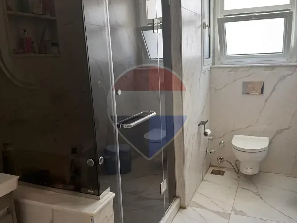 Luxury Fully Furnished I Villa Garden for Rent