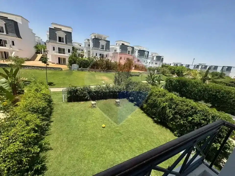 Luxury Fully Furnished I Villa Garden for Rent