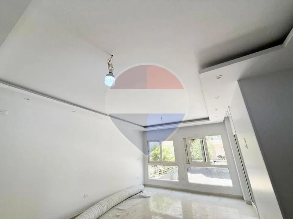 Under Market Price -Finished Ground with Garden