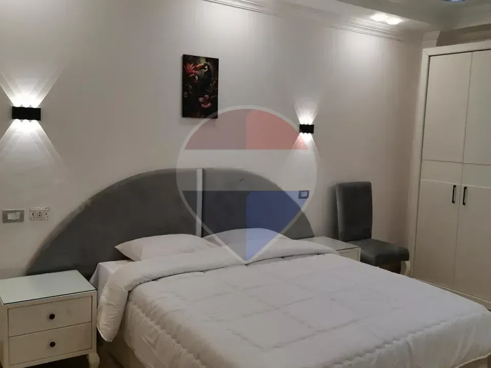 urnished ground apartment with private garden