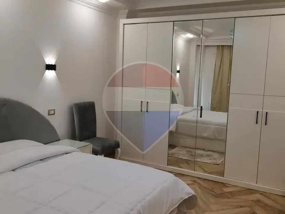 urnished ground apartment with private garden