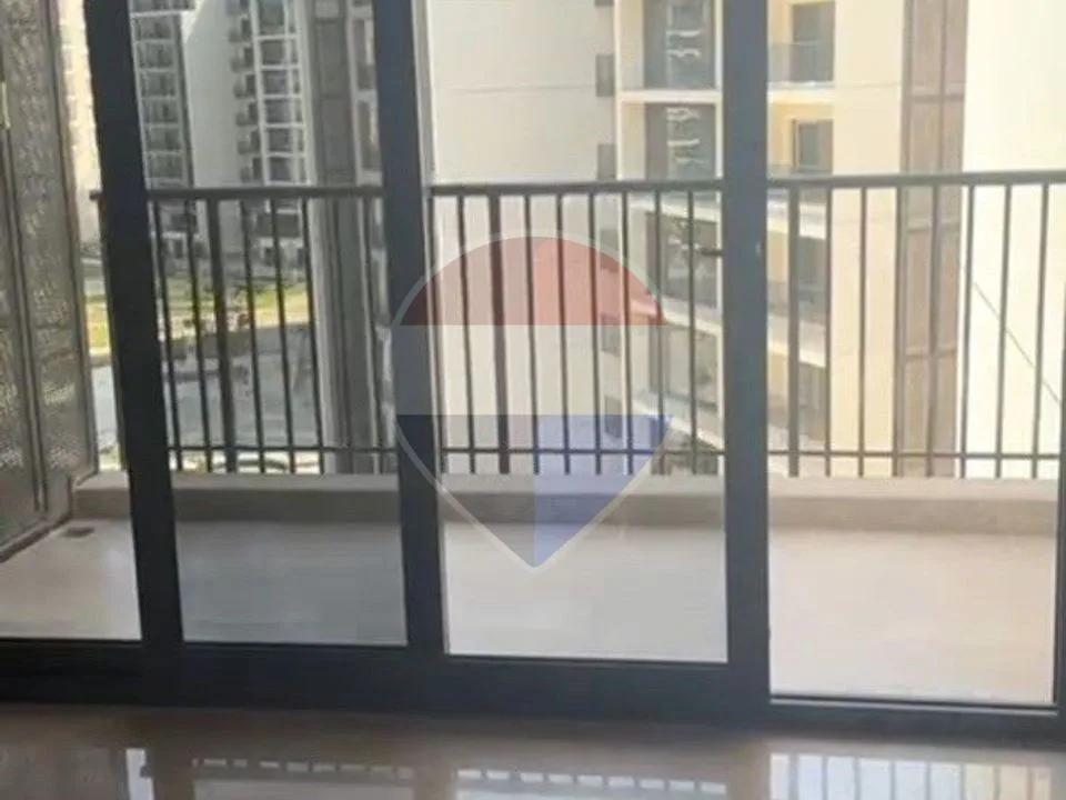 للإيجار في زيد – شقة فاخرة بتشطيب كامل وإطلالة مميزة