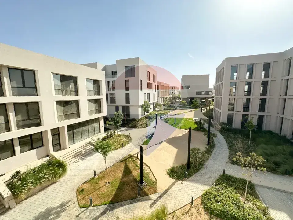 Office Space in O West Compound – Prime Location