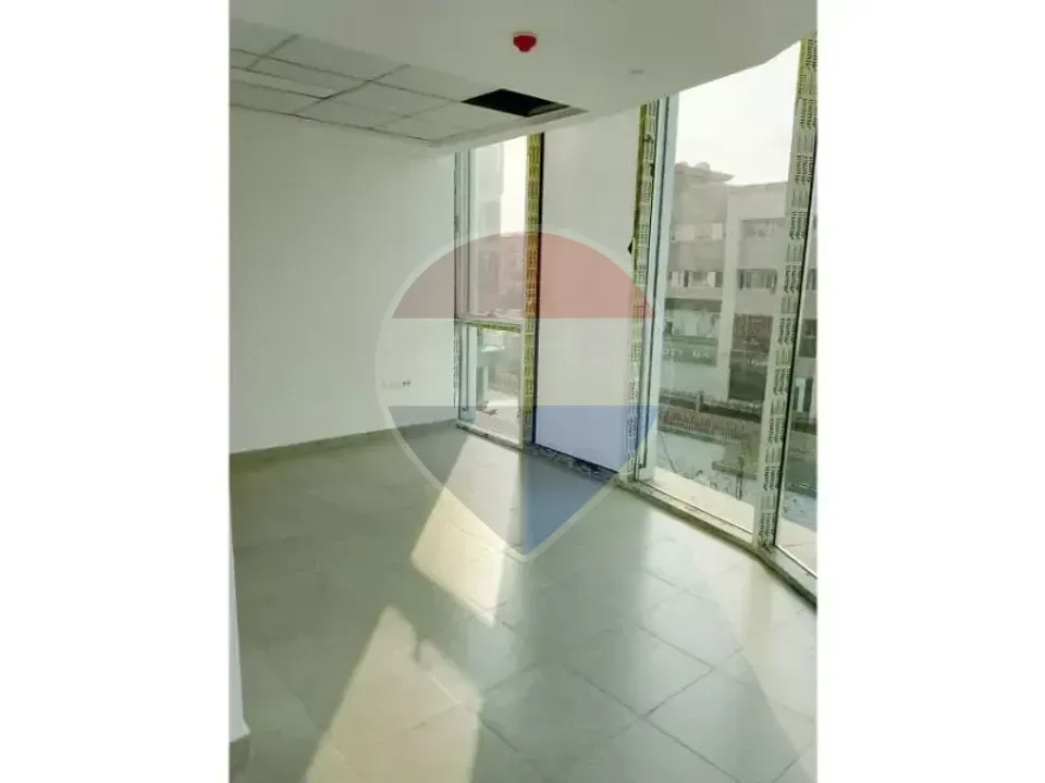 Prime location 75m Clinic in Sheikh Zayed