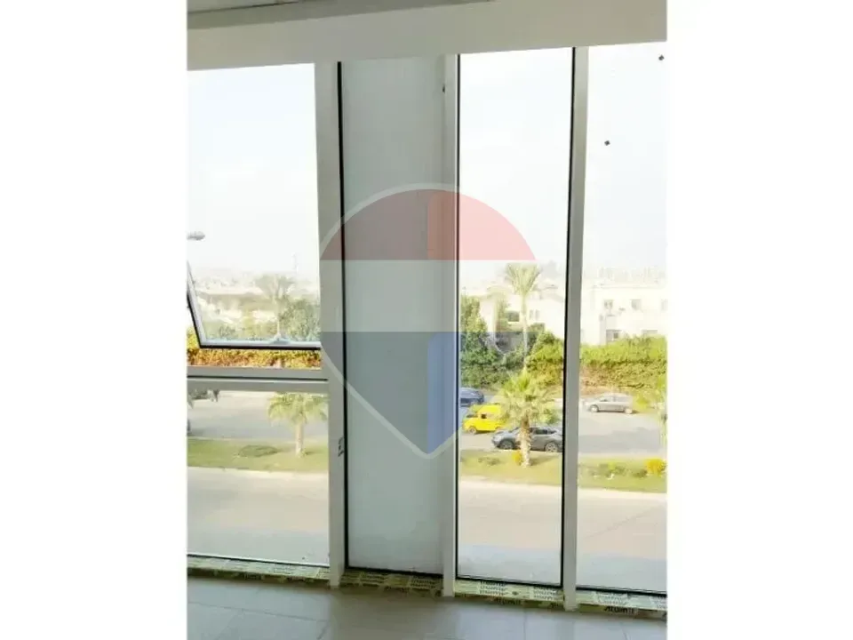 Prime location 75m Clinic in Sheikh Zayed