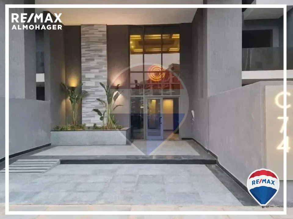 Apartment at Sun Capital