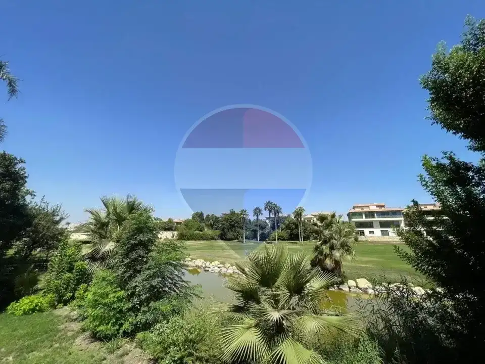 Villa for Sale in Mirage City