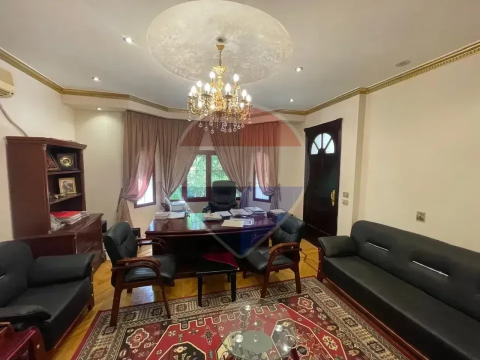 Villa for Sale in Mirage City