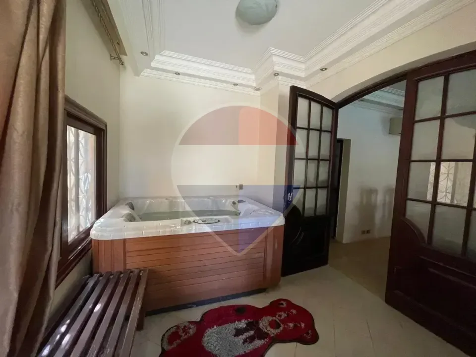 Villa for Sale in Mirage City