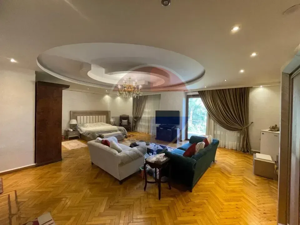 Villa for Sale in Mirage City