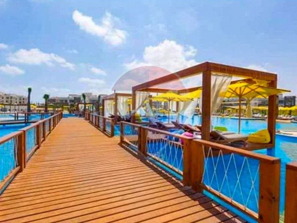 108 m chalet for sale in Amwaj ready to move in