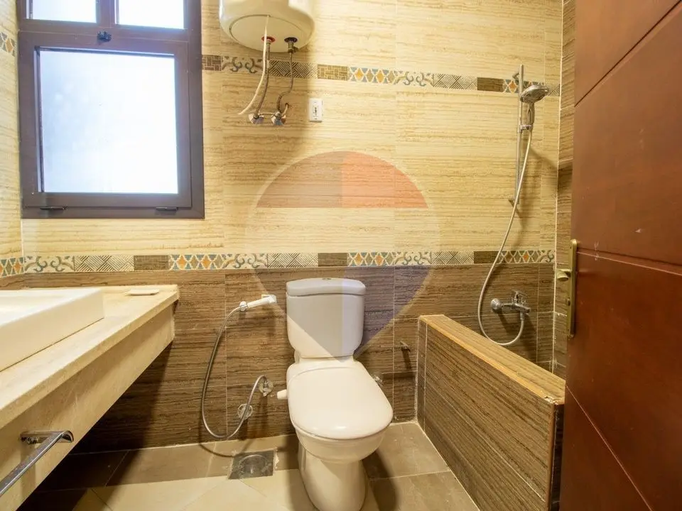 Ground Duplex for rent kitchen and AC's in Casa