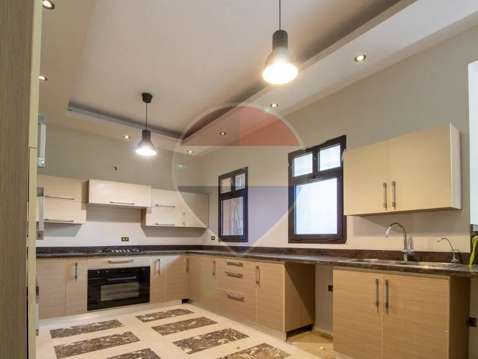 Ground Duplex for rent kitchen and AC's in Casa