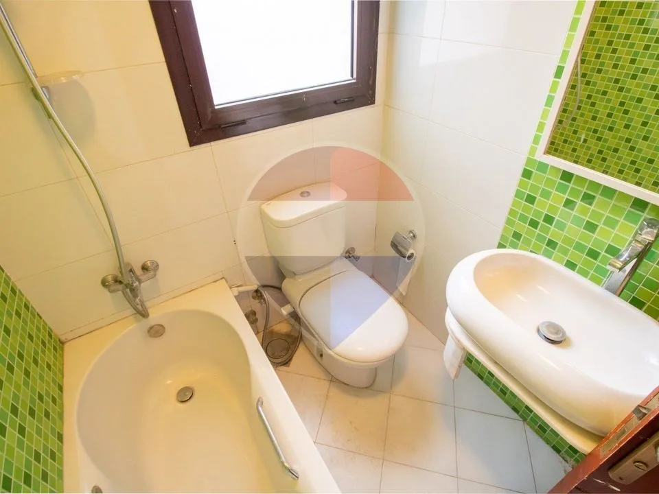 Ground Duplex for rent kitchen and AC's in Casa