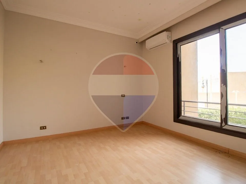 Ground Duplex for rent kitchen and AC's in Casa