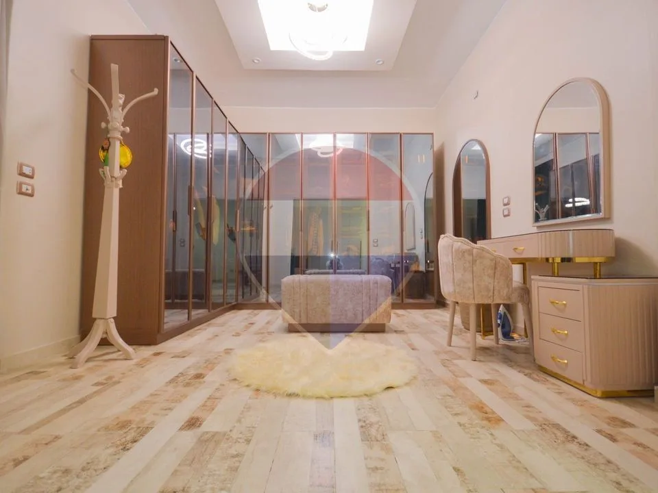600 m² villa for sale in the Villas District
