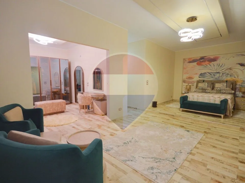 600 m² villa for sale in the Villas District