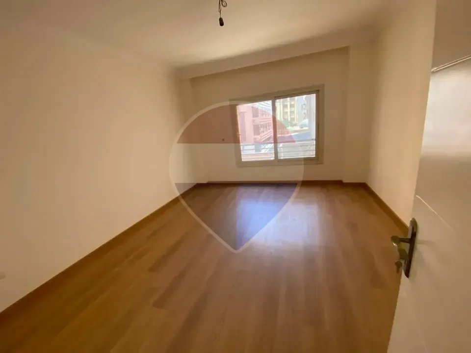 Finished apartment in Kanarya-Prime location