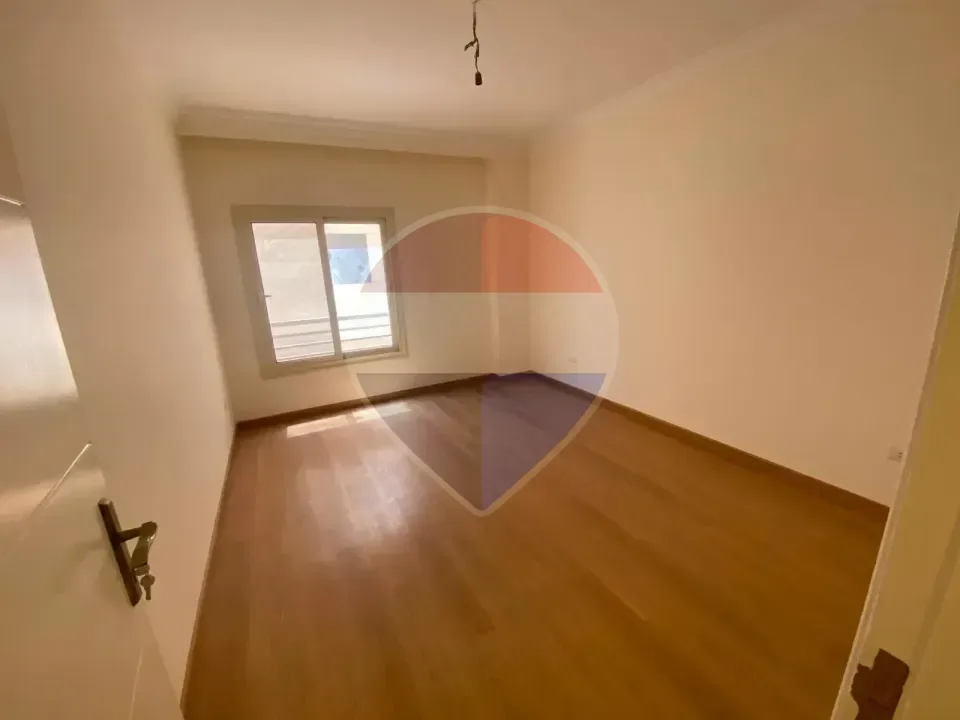 Finished apartment in Kanarya-Prime location