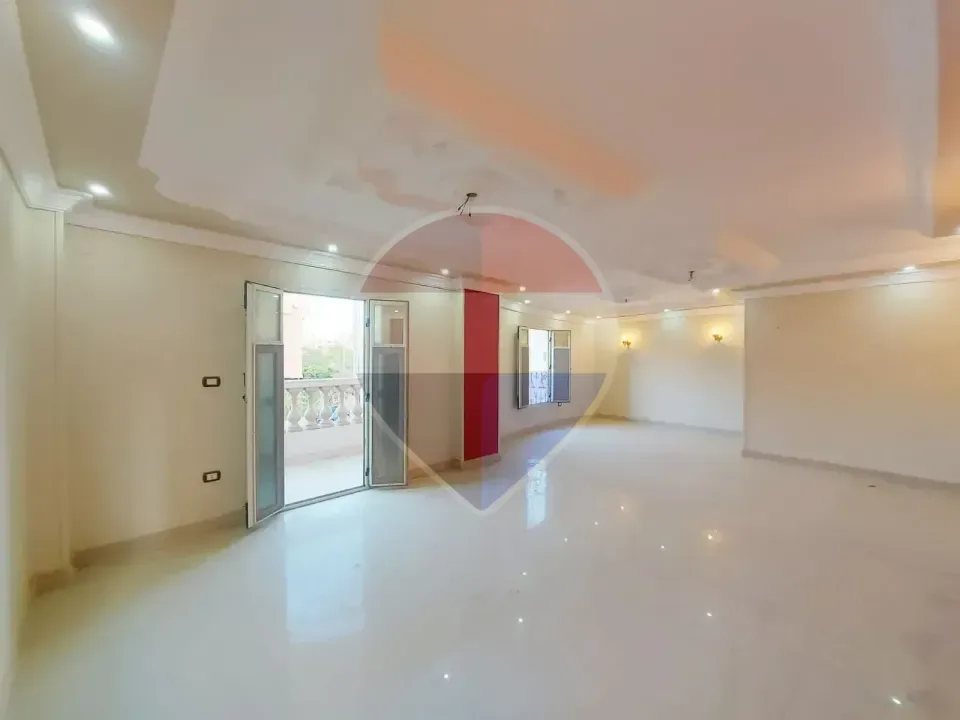 3br apartment very prime location in Sheikh Zayed