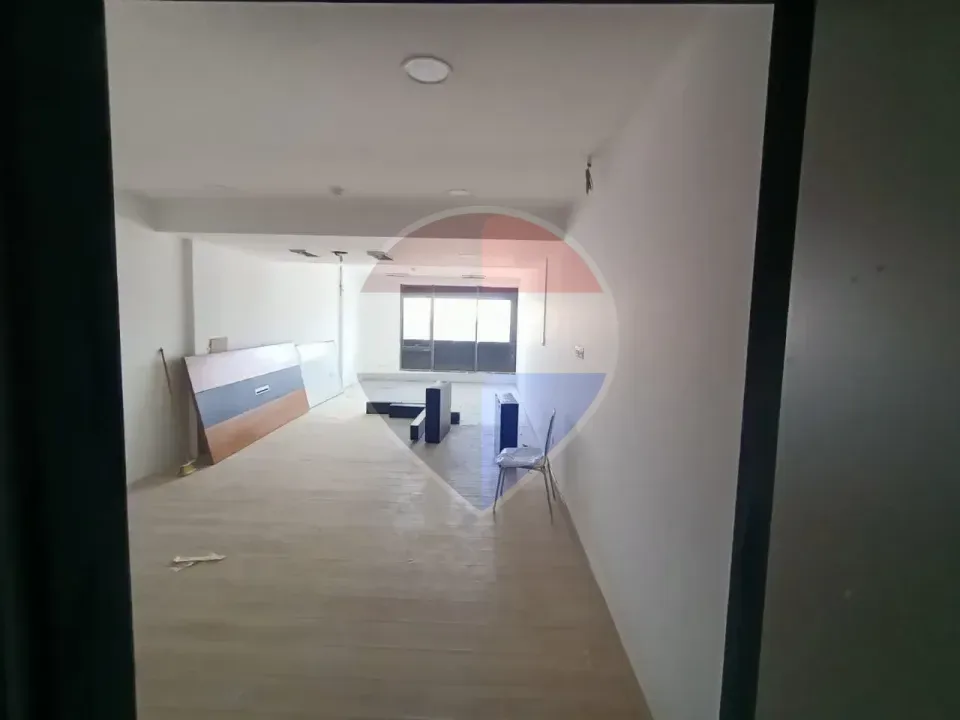Office space for rent in Izar Mall