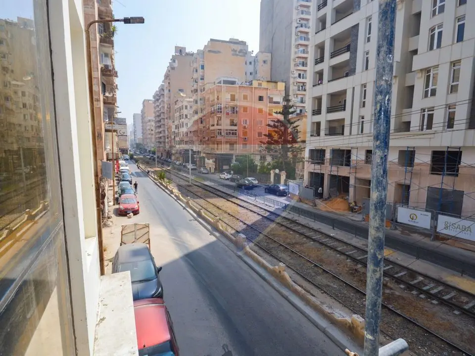 290 sqm administrative flat for rent, with private entrance, Saba Pasha, close to the sea