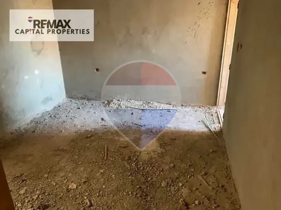For sale distinctive duplex 180m², land share and garage, immediate delivery