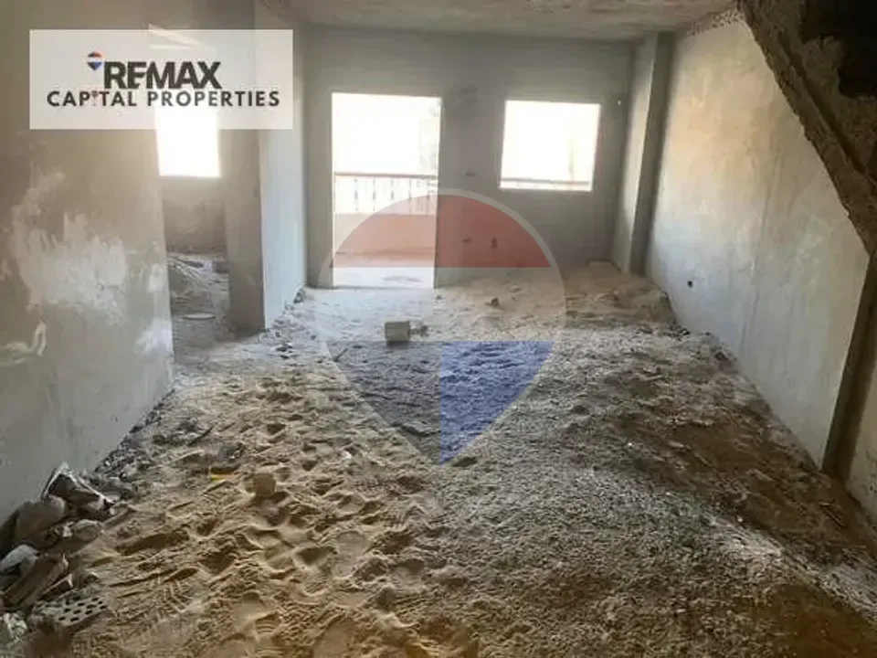 For sale distinctive duplex 180m², land share and garage, immediate delivery