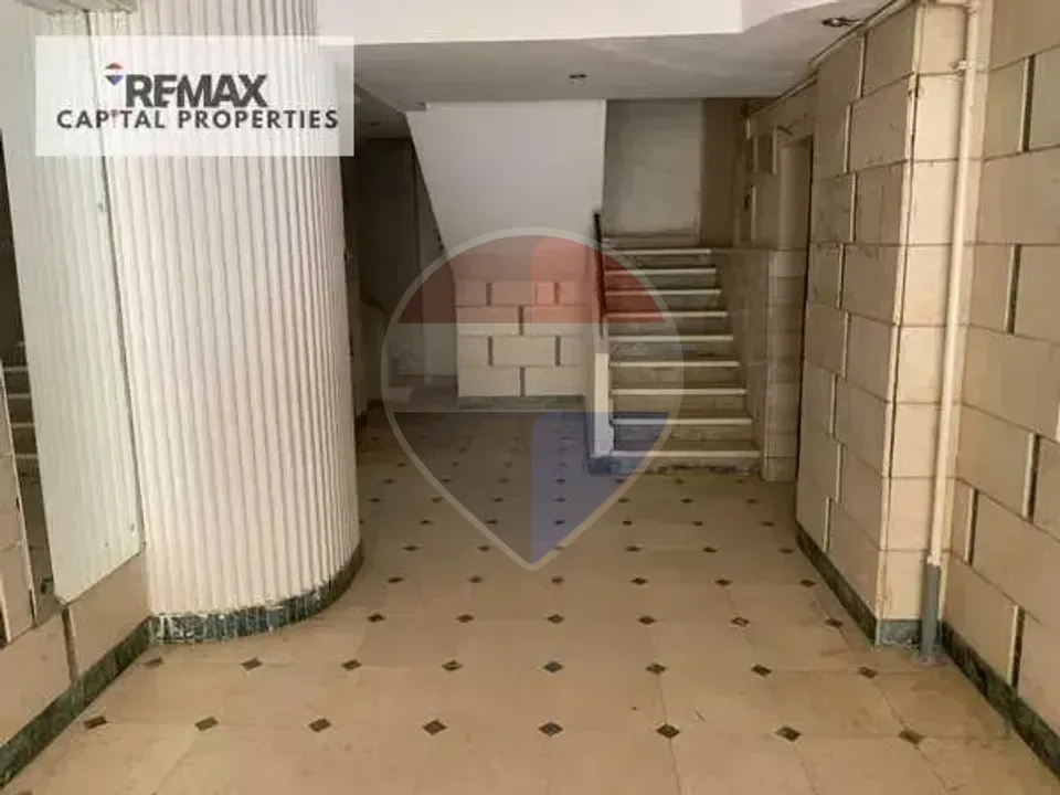 For sale distinctive duplex 180m², land share and garage, immediate delivery