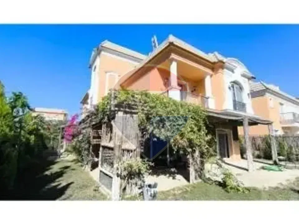 For Rent 4bed finished villa in Layan Compound