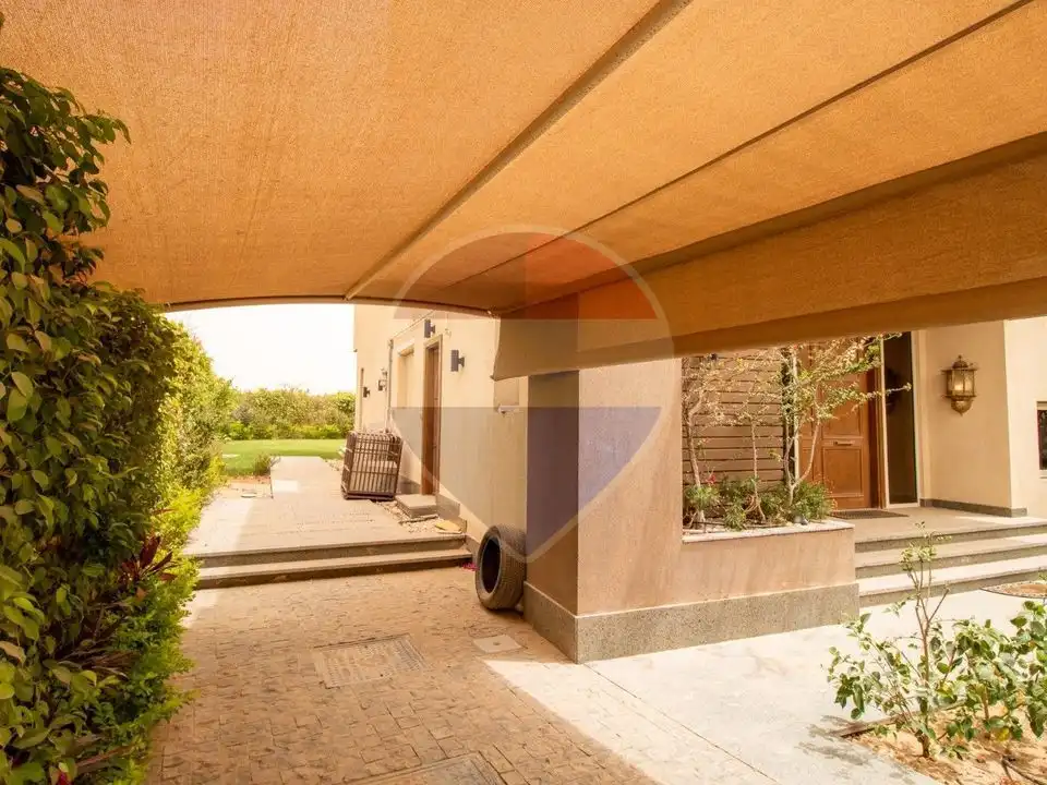 Furnished townhouse with garden -Competitive price in Grand Heights