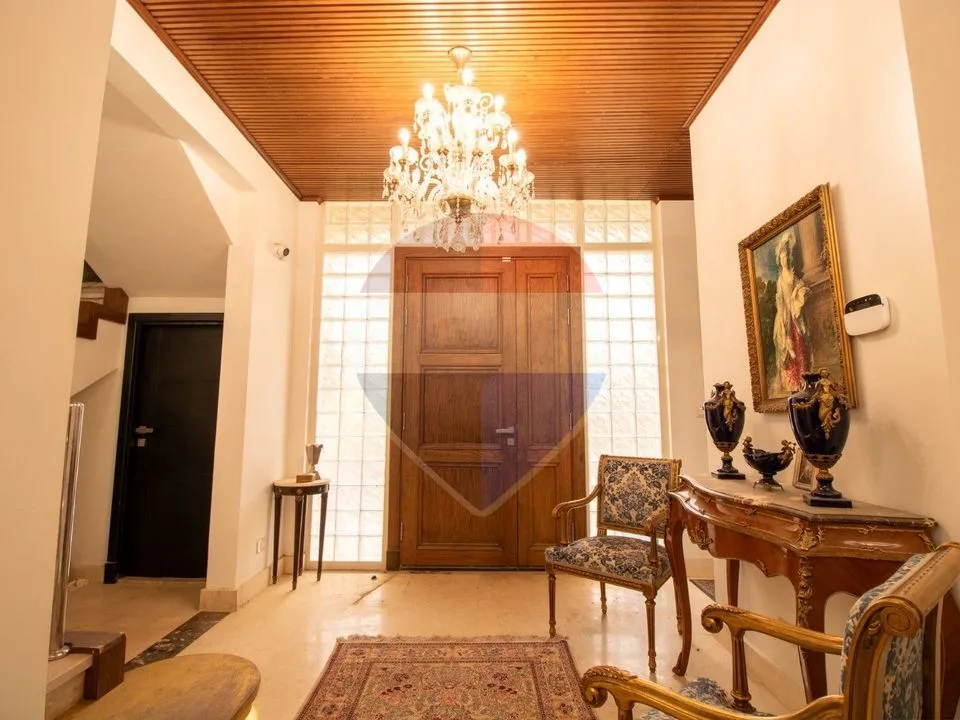 Furnished townhouse with garden -Competitive price in Grand Heights