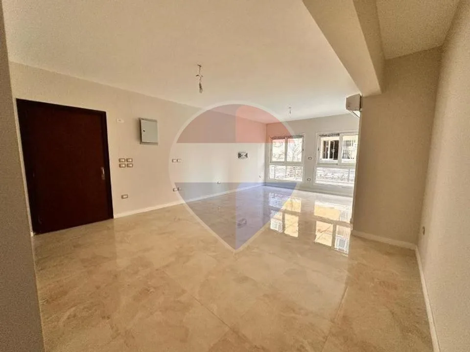 Semi-furnished Apartment with Garden in M.V I-City