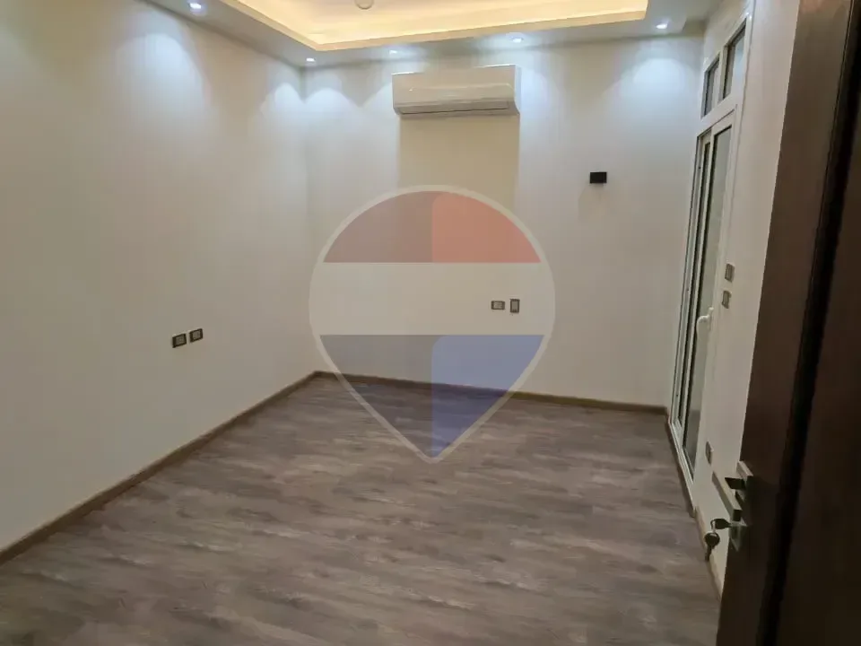 توين هاوس للإيجار في نيوم – أول سكن وتشطيب مميز