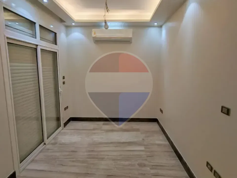 توين هاوس للإيجار في نيوم – أول سكن وتشطيب مميز