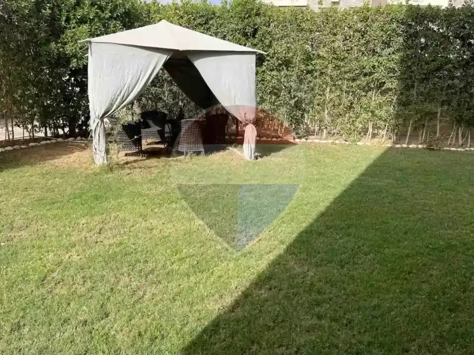 شقة أرضي بحديقة كبيرة للبيع في ذا أدريس – الشيخ زايد