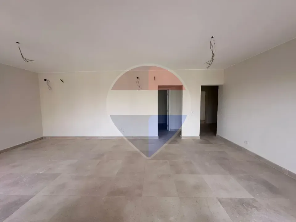 196m Apartment with kitchen and acs in O-West-Best price