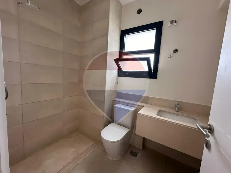 196m Apartment with kitchen and acs in O-West-Best price
