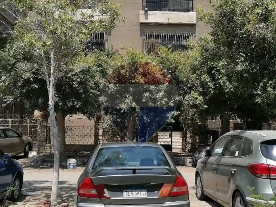 عماره ٣٢٢ م امام حديقه بالنزهة مصر الجديدة