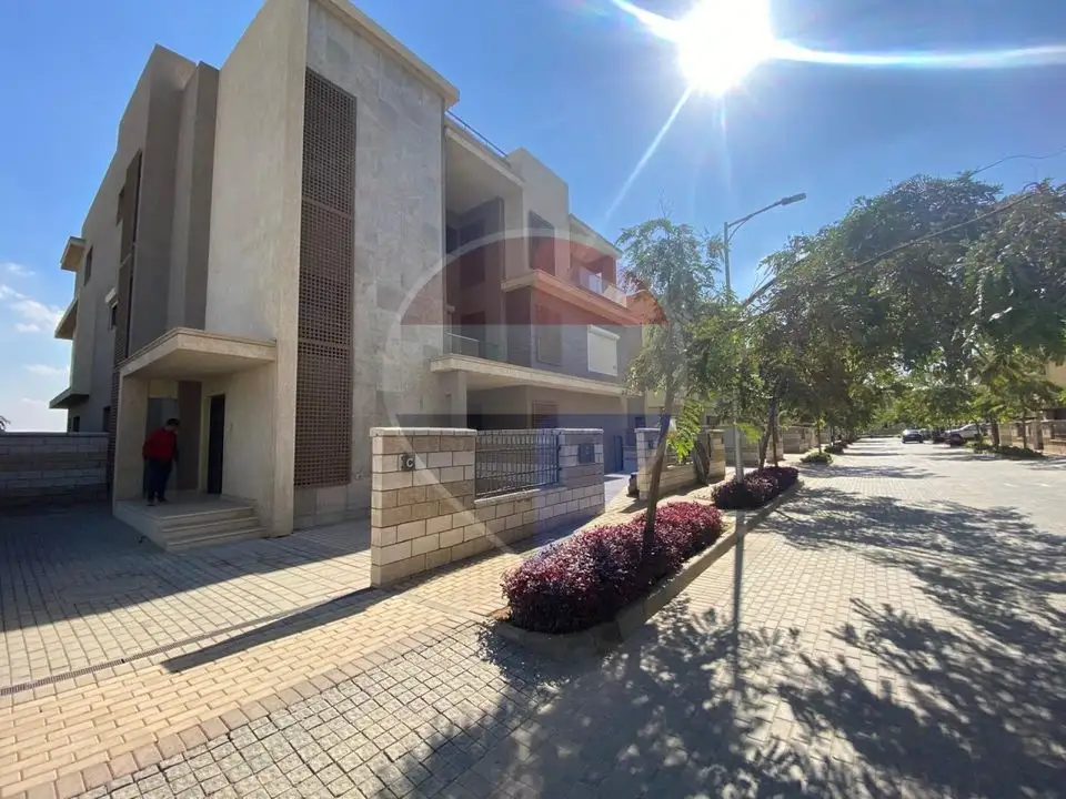 Apartment For RENT In Pyramids Heights