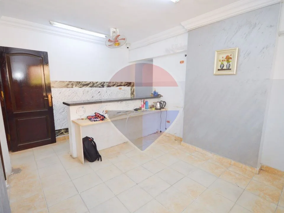 Administrative headquarters for sale 300 m Miami, main Jihan roundabout