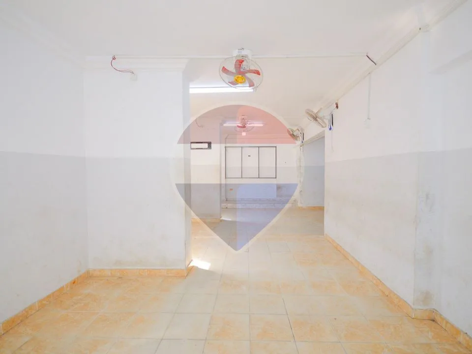 Administrative headquarters for sale 300 m Miami, main Jihan roundabout