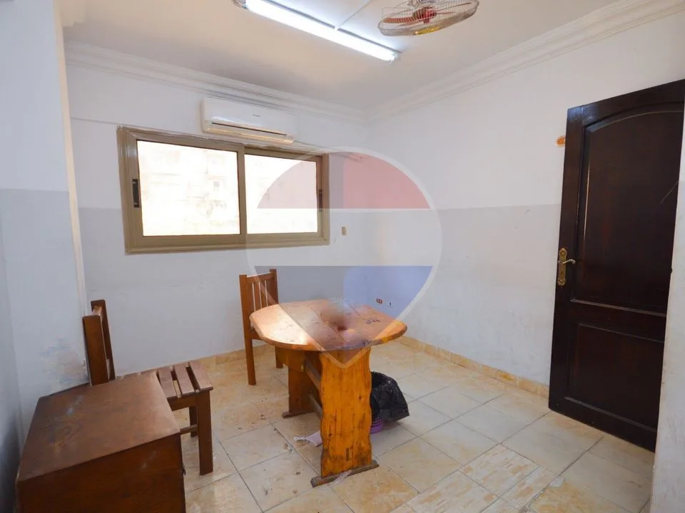 Administrative headquarters for sale 300 m Miami, main Jihan roundabout