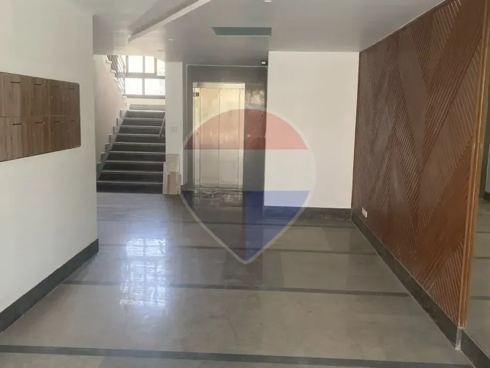 Ground Floor Apartement