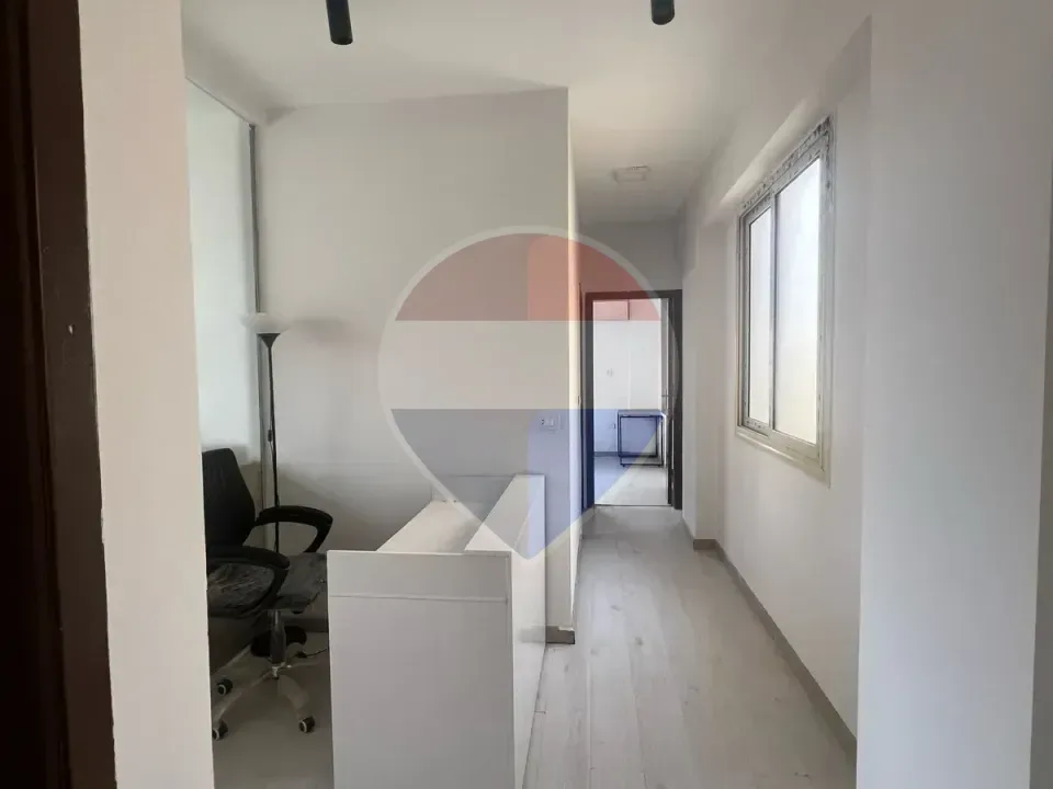Fully Furnished Office in Beverly Hills