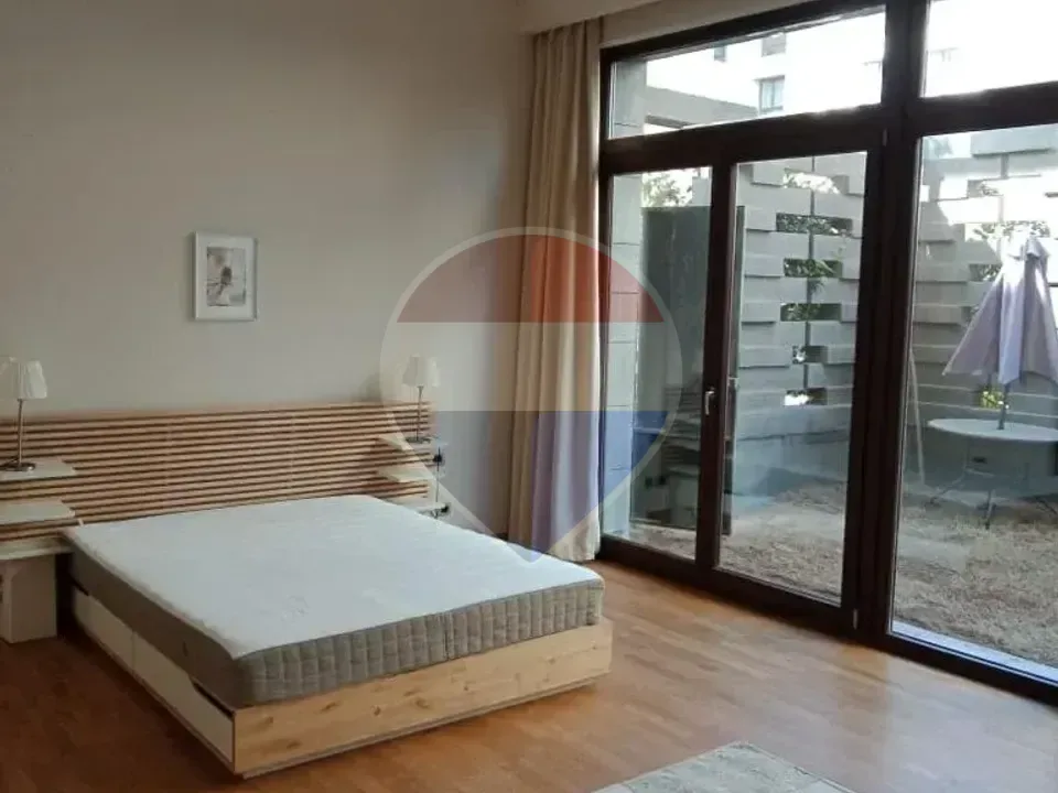 Furnished garden apartment in Forty West Sodic